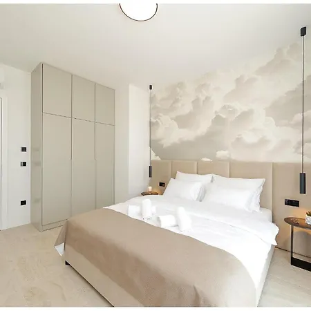 Дом отдыха Cloud 9 D6 *